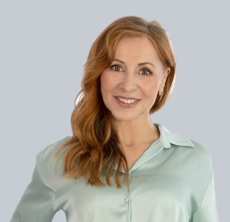 Portrait of Dr Doris Slongo, Of Counsel Switzerland at Davidoff Law, Rechtsanwältin and Mediator